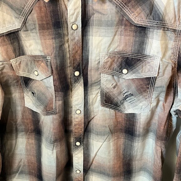 BKE Distressed Men's Long Sleeve Pearl Look Snap Buttons Size Large Athletic Fit - Picture 3 of 10